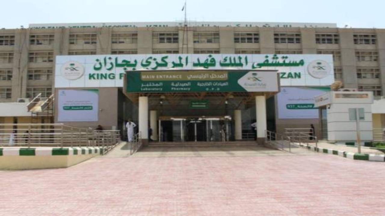 أنهى معاناة دامت طويلًا.. استئصال ورم جلدي من رأس مريض بجازان