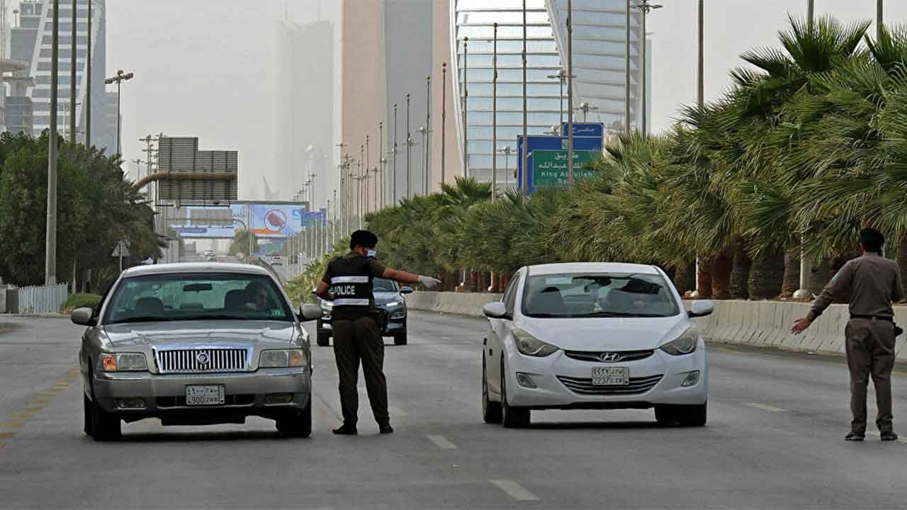 بدء رفع منع التجول بشكل كامل وعودة جميع الأنشطة في مناطق المملكة