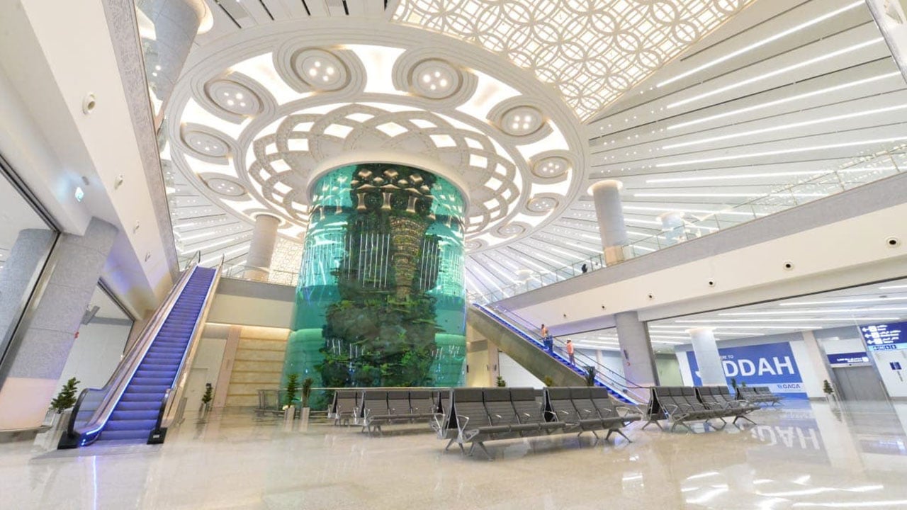 مطار الملك عبدالعزيز يغلق الصالة الجنوبية ويحدد الواجهة الجديدة