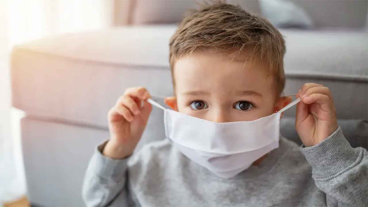 استشاري يحدد طريقة إقناع الأطفال بالإجراءات الوقائية بشأن فيروس كورونا