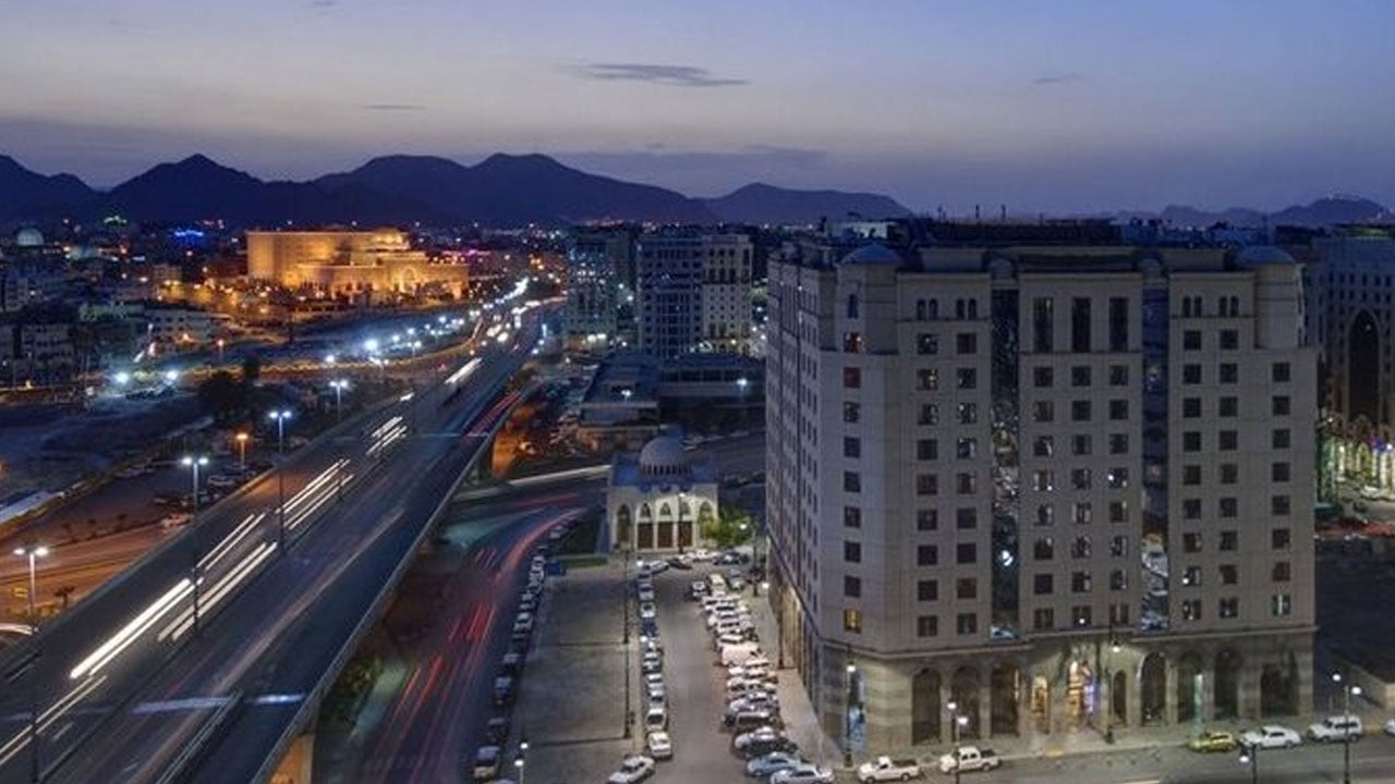 الراصد الحربي: انخفاض ملموس في درجات الحرارة على شمال السعودية والمدينة