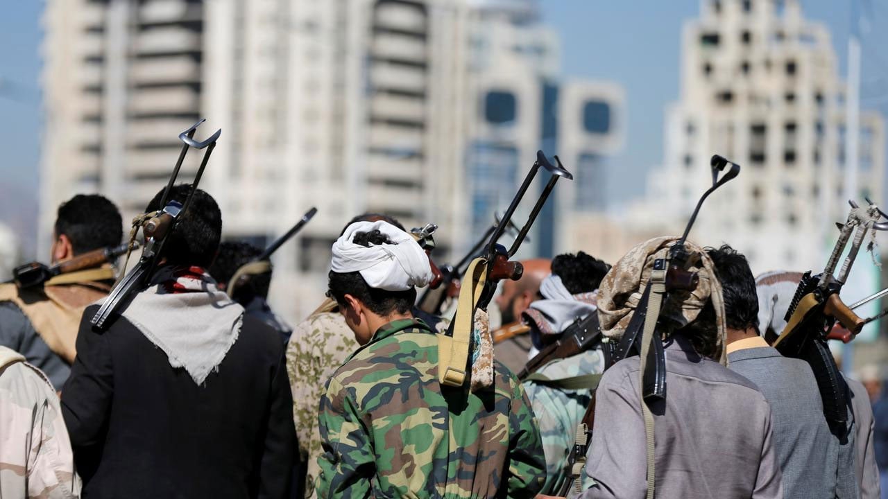 قناص حوثي يقتل طفلًا يمنيًّا خرج لإحضار الطعام لعائلته