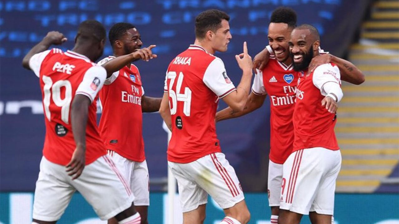 «مرتدات أوباميانج» تقود أرسنال إلى نهائي كأس الاتحاد على حساب مان سيتي