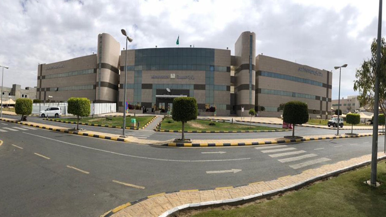 إنقاذ عين طفل بعملية نوعية في مستشفى أبها للولادة والأطفال