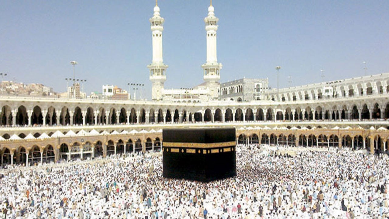 الحجاج يبدؤون إجراءات العزل المنزلي لمدة 7 أيام