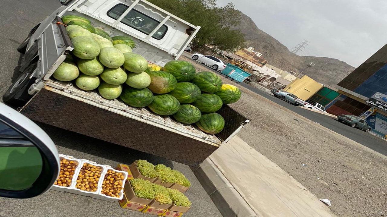 بلدية المعابدة تنفّذ حملة على السوق العشوائية بشارع الحج