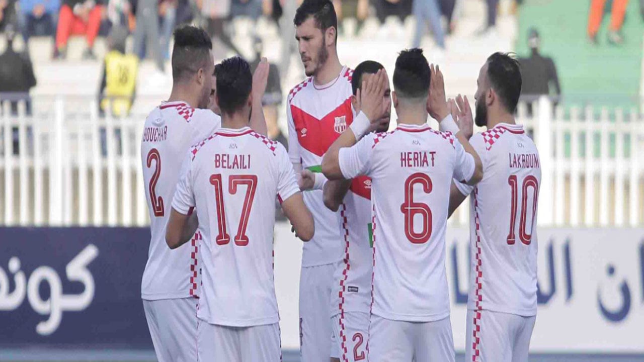 إلغاء الدوري الجزائري وتتويج شباب بلوزداد بطلا