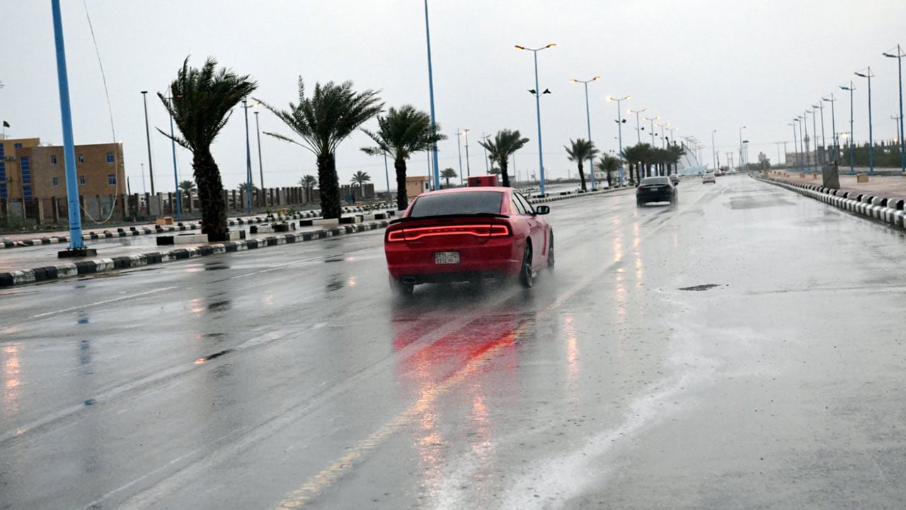 «مدني جازان» يحذر من التقلبات الجوية ويهيب باتباع إرشادات السلامة