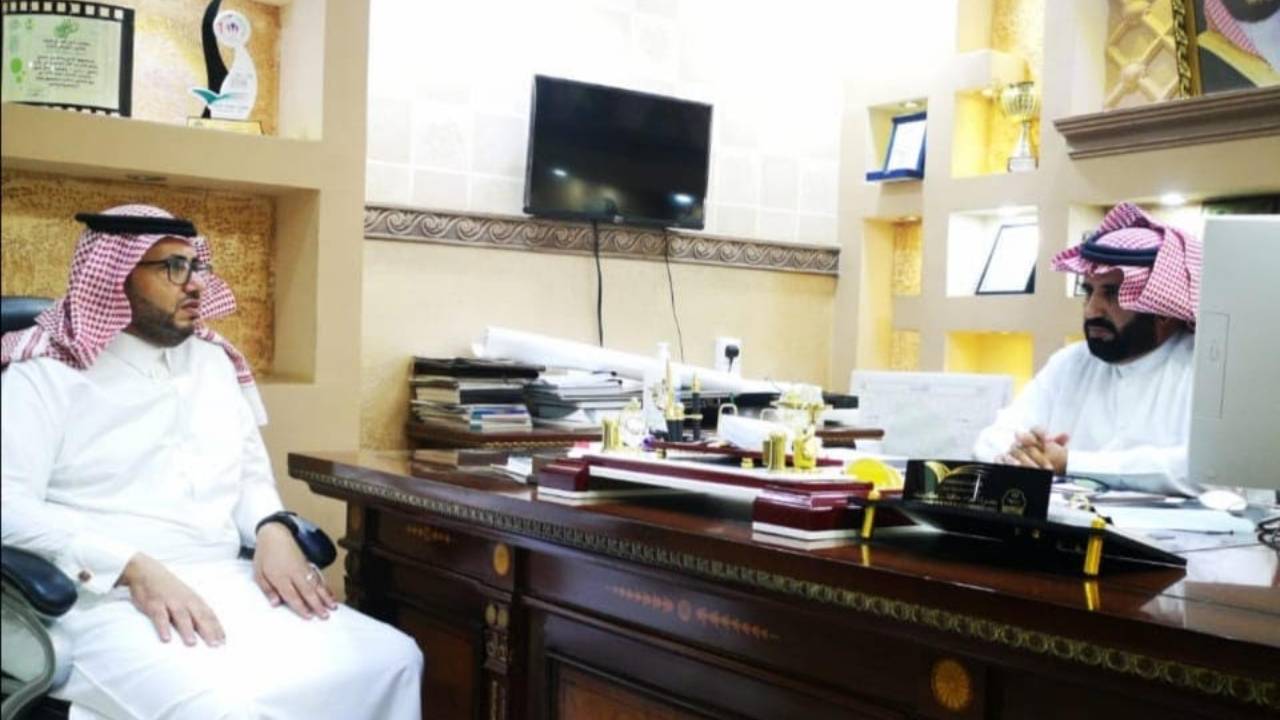 بحث سُبل التعاون بين «تعمير المناطق الجبلية» و«بلدية فيفاء»
