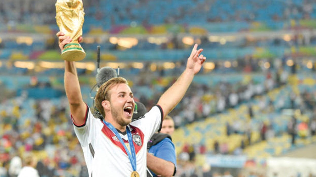 الهلال يستهدف التعاقد مع صاحب هدف مونديال 2014