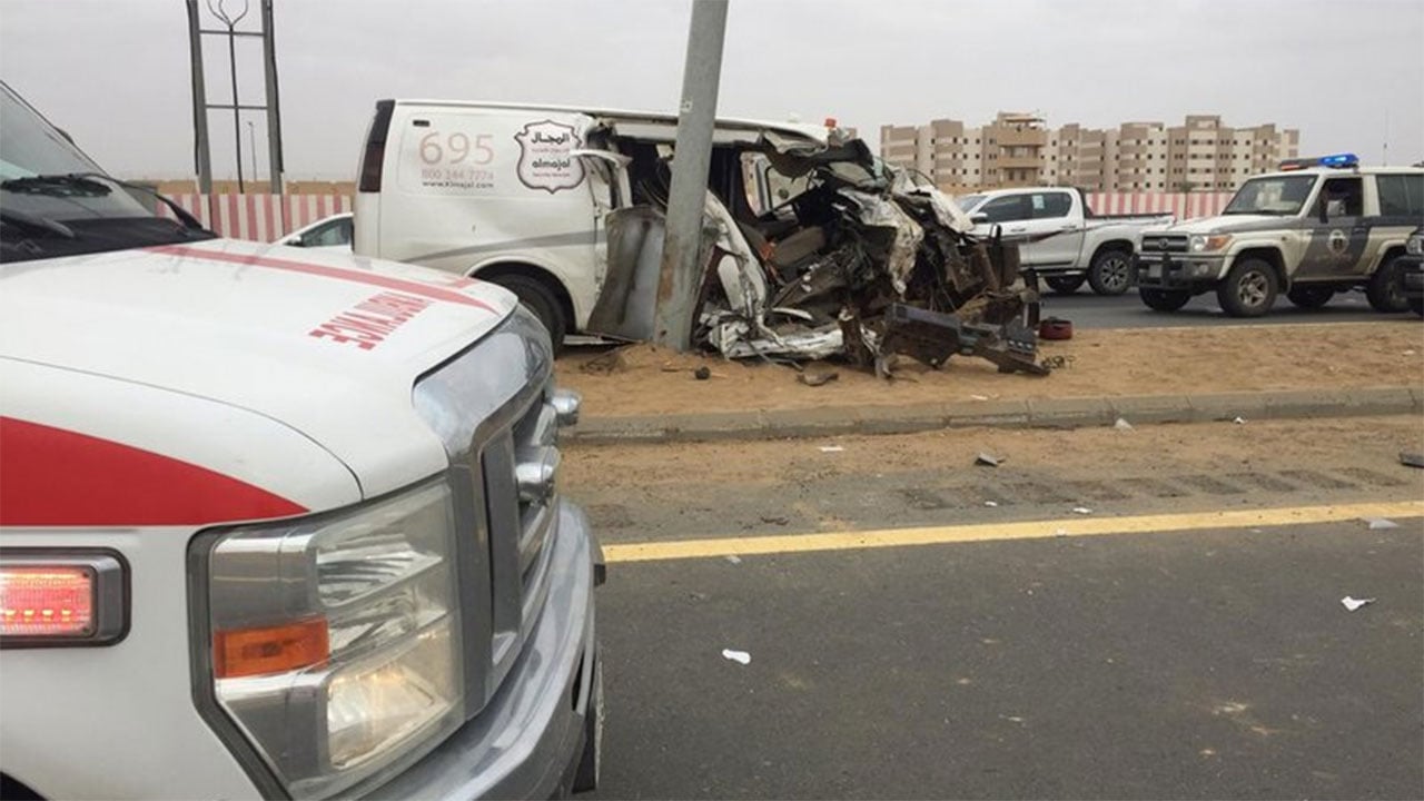 مصرع شخص وإصابة اثنين بحادث تصادم في صبيا
