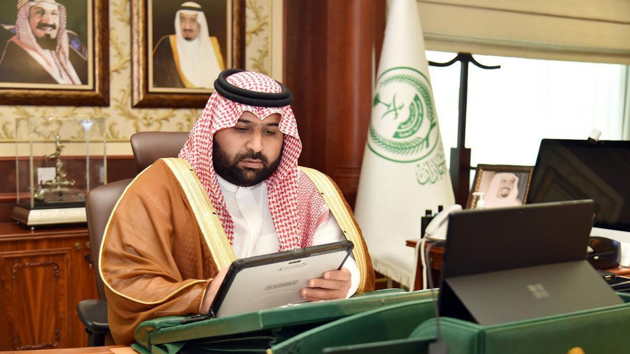 بالصور.. الأمير محمد بن عبدالعزيز يدشن برنامج المسعف الإلكتروني بجازان