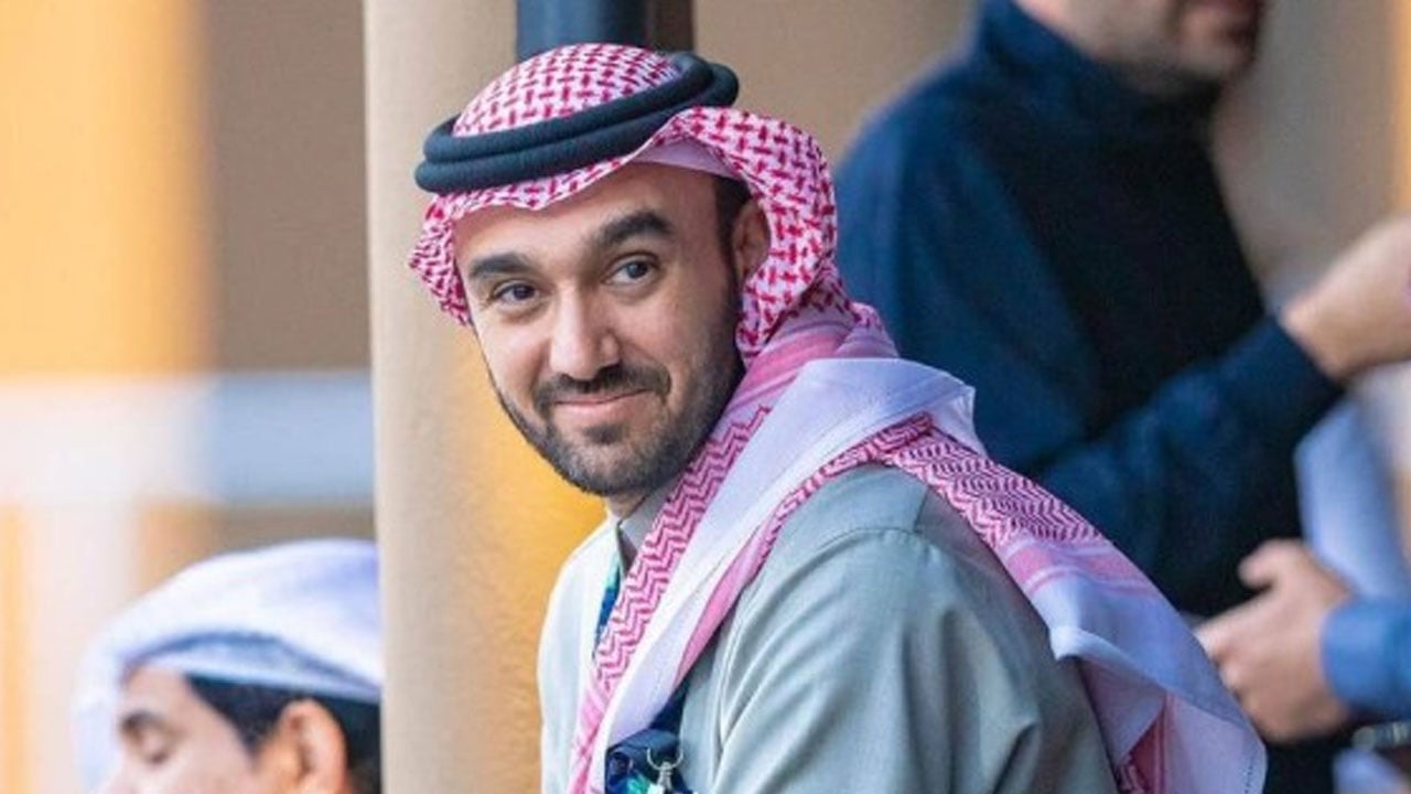 وزير الرياضة يوجَّه بدعم مالي للأندية المشارِكة في أبطال آسيا 2020