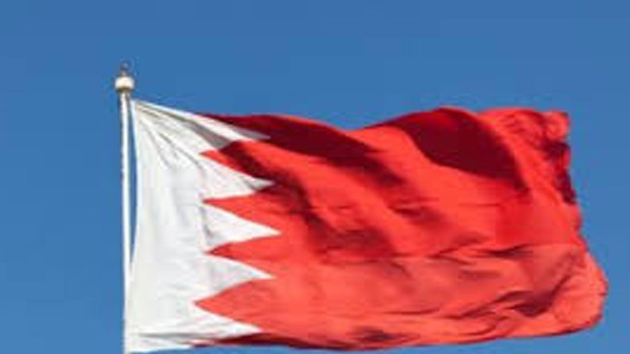 البحرين تسمح بدخول المواطنين الخليجيين وحاملي التأشيرات الإلكترونية