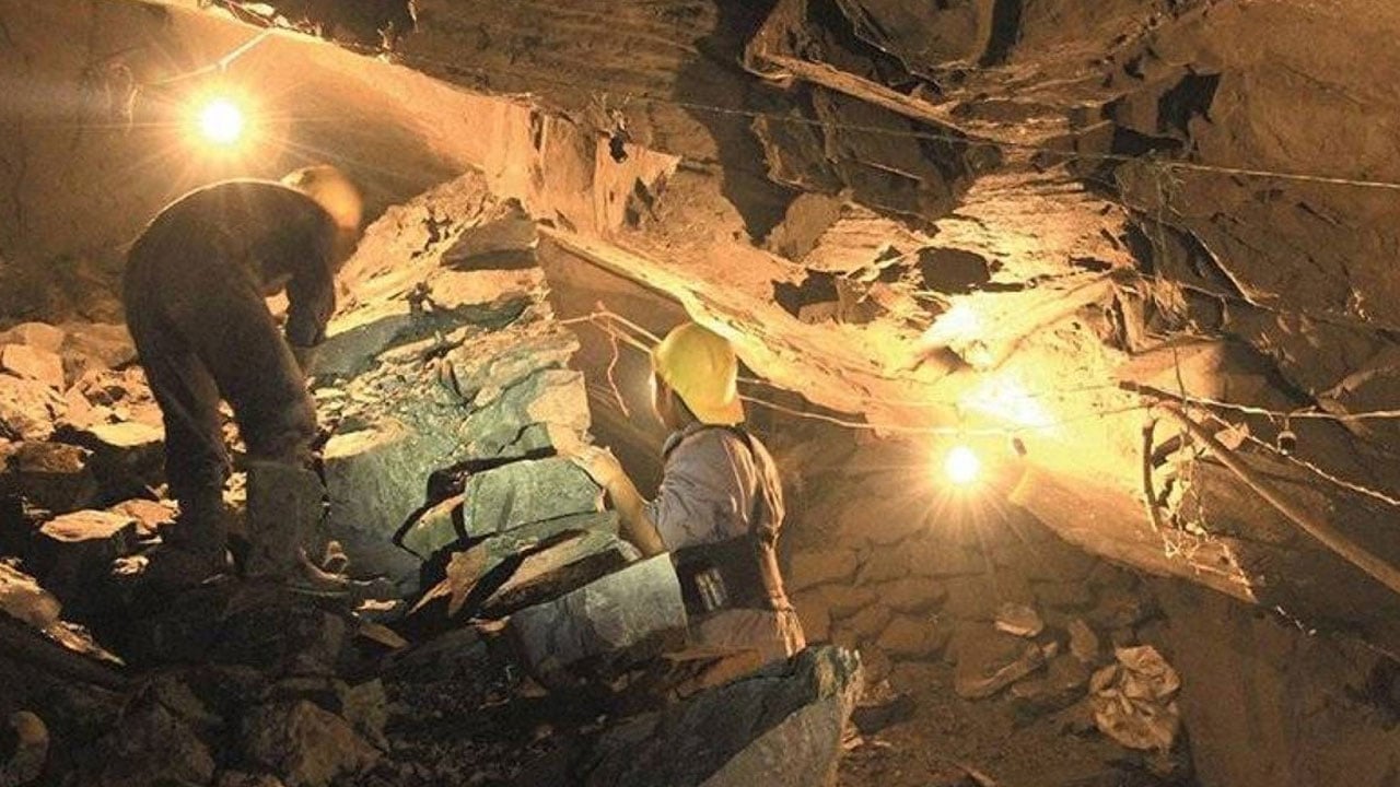50 قتيلاً في انهيار منجم ذهب شرق الكونغو