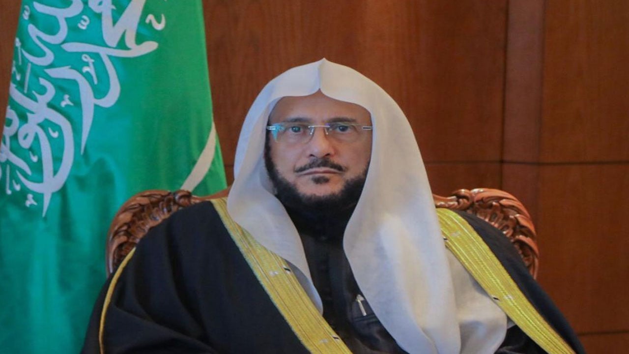 الوزير «آل الشيخ» يهاجم الإخوان: مفلسون وحمقى.. يتبعهم قطيع
