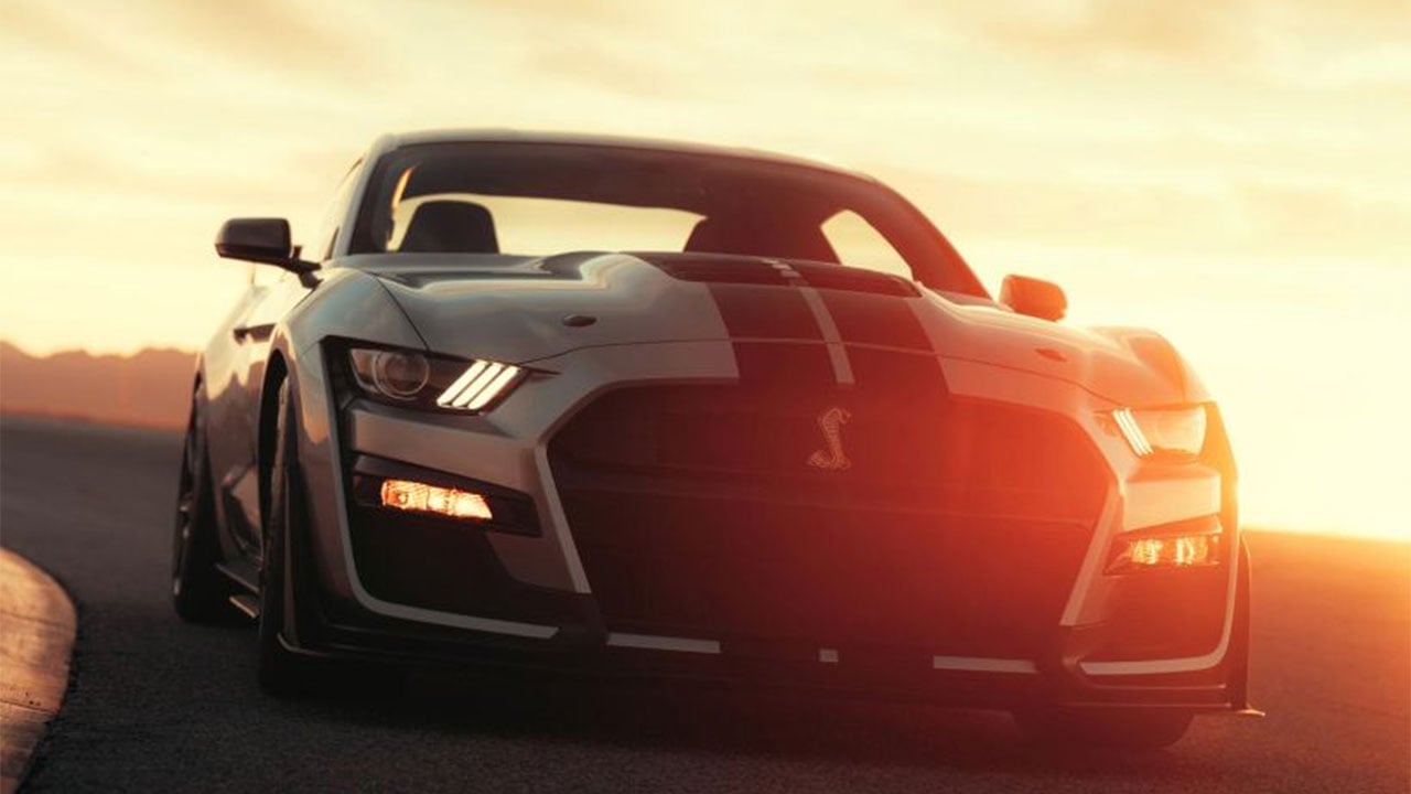 فورد تطمئن عشاقها حول مصير محركات V8
