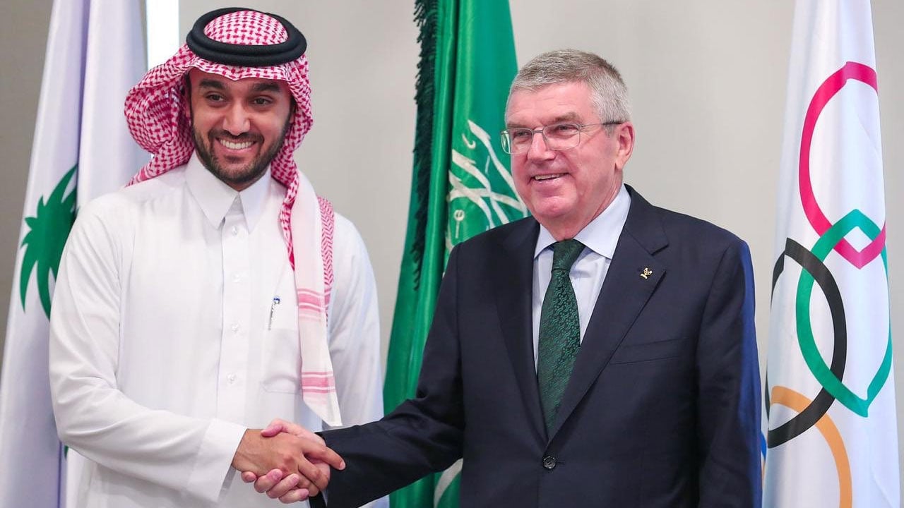 رئيس اللجنة الأولمبية الدولية يوجه الشكر لوزير الرياضة