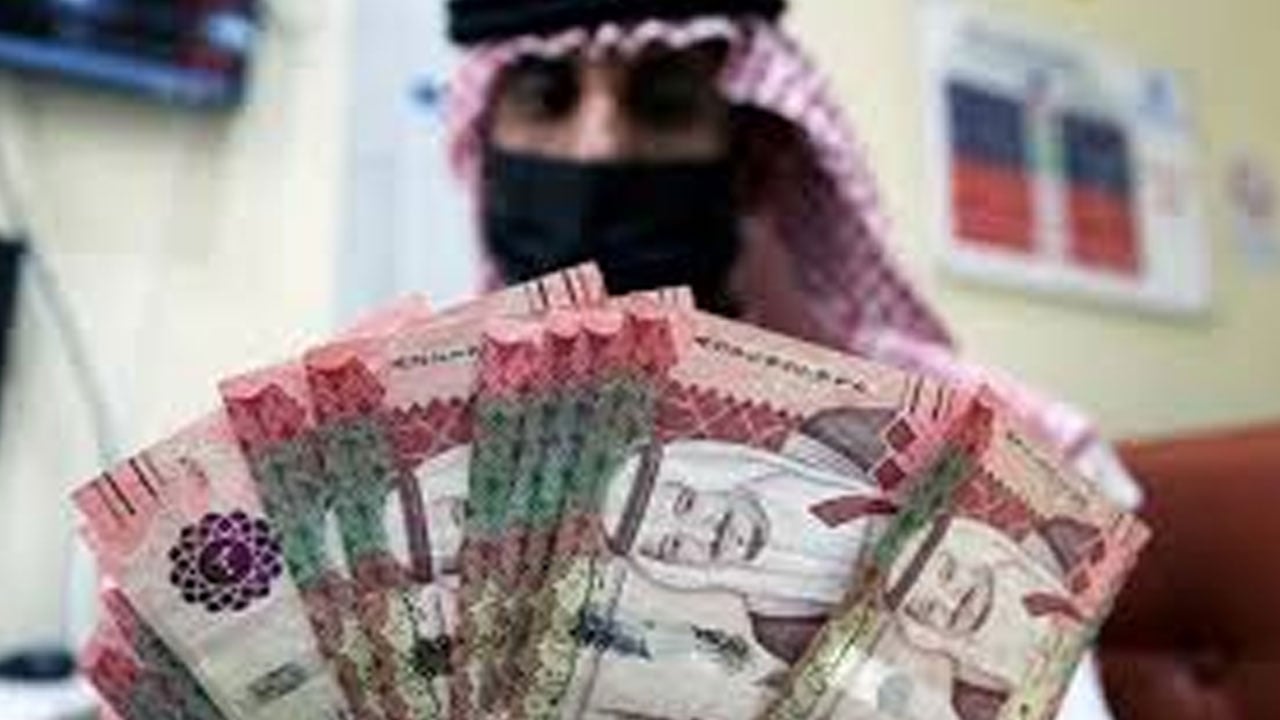 يصعب تزوير وتزييف العملات المصنوعة منها.. ماذا تعرف عن مادة البوليمر؟