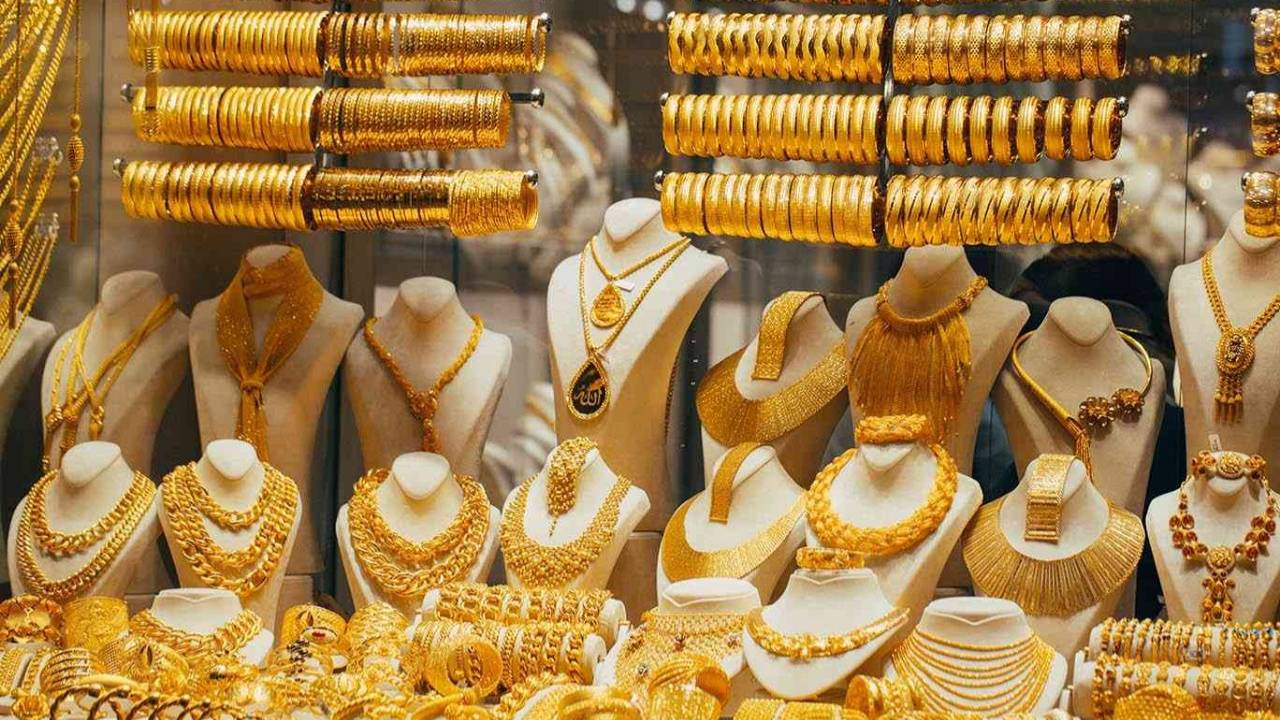 عيار 21 يتجاوز 200 ريال.. تعرَّف على أسعار الذهب في السعودية بعد ارتفاعها