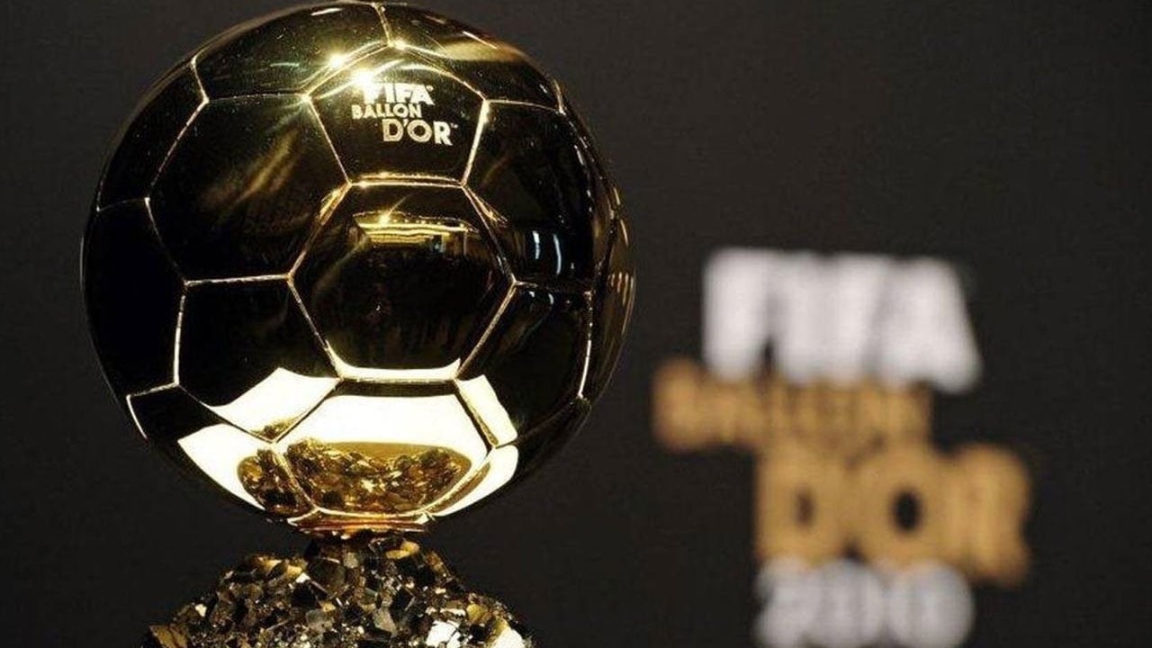 «فرانس فوتبول» تختار أفضل 11 لاعبًا في تاريخ كرة القدم