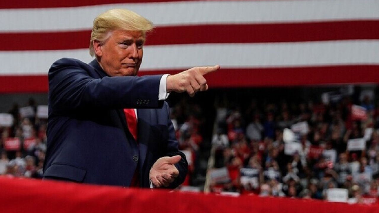 أول تعليق من حملة ترامب على قرار إلغاء المناظرة الرئاسية الثانية