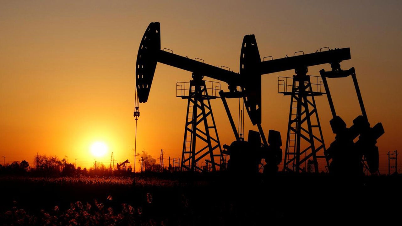 هبوط أسعار النفط.. وخام برنت يسجِّل 42.74 دولار للبرميل