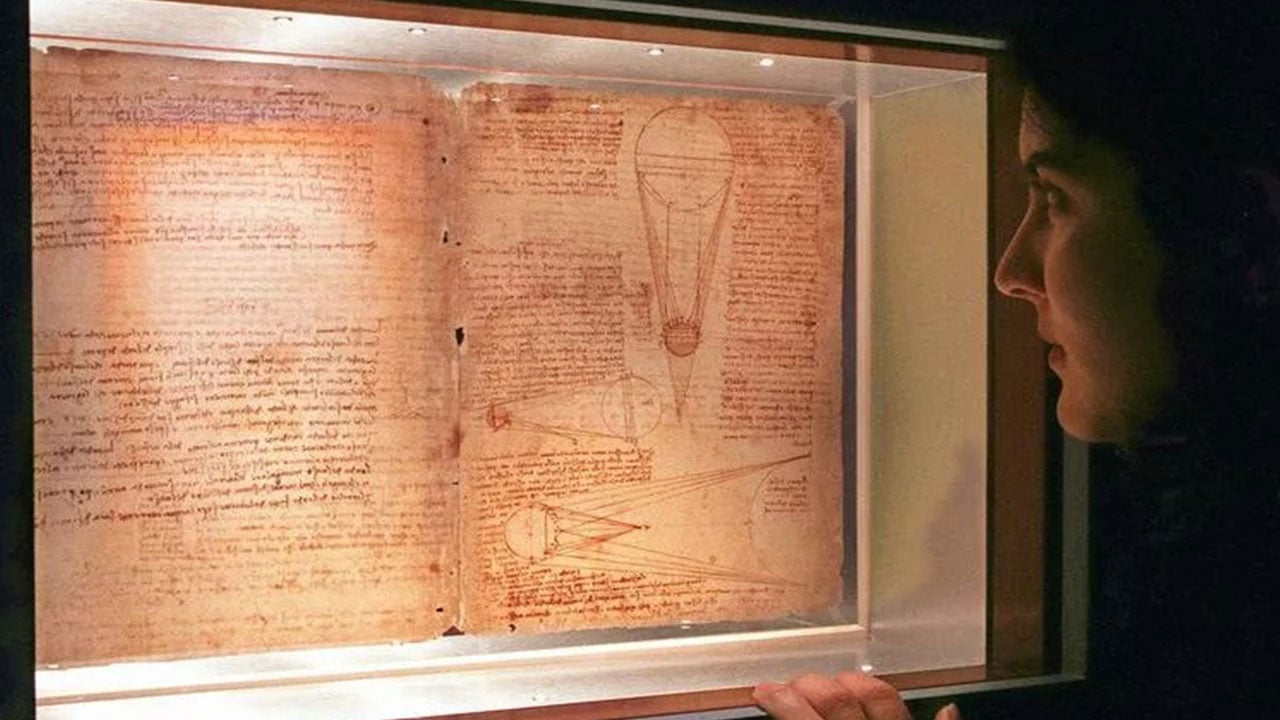 أحدها يزيد عن 50 مليون دولار.. تعرّف على أغلى خمسة كتب في العالم