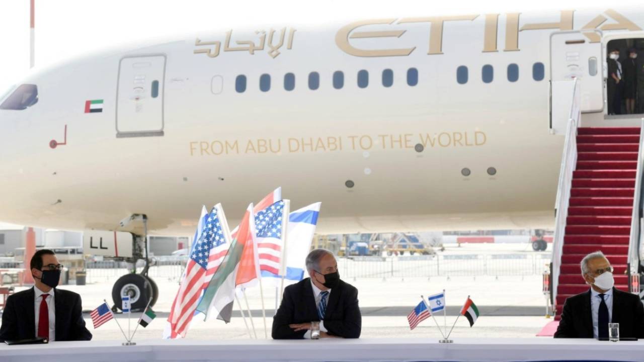 الإمارات وإسرائيل.. اتفاقية للإعفاء المتبادل من تأشيرات الدخول
