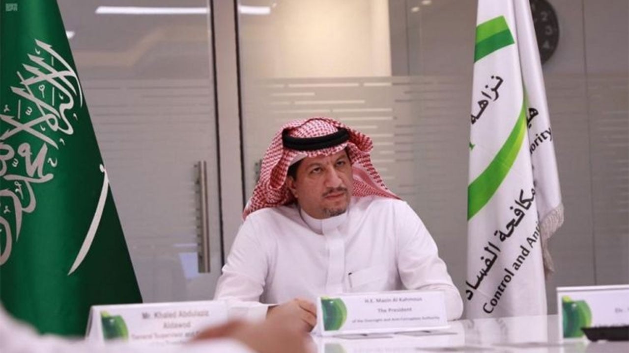 رئيس هيئة الرقابة ومكافحة الفساد يبحث مع وزير العدل الإيطالي سبل التعاون
