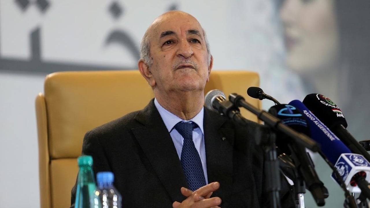 الرئيس الجزائري يبعث رسالة إلى شعبه من داخل «الحجر الصحي»