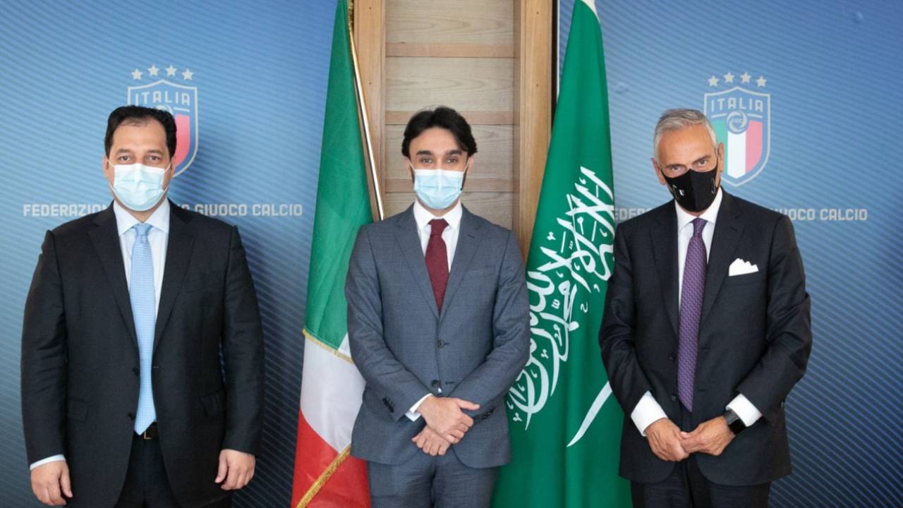 لتطوير مكونات كرة القدم.. مذكرة تفاهم بين الاتحادين السعودي والإيطالي