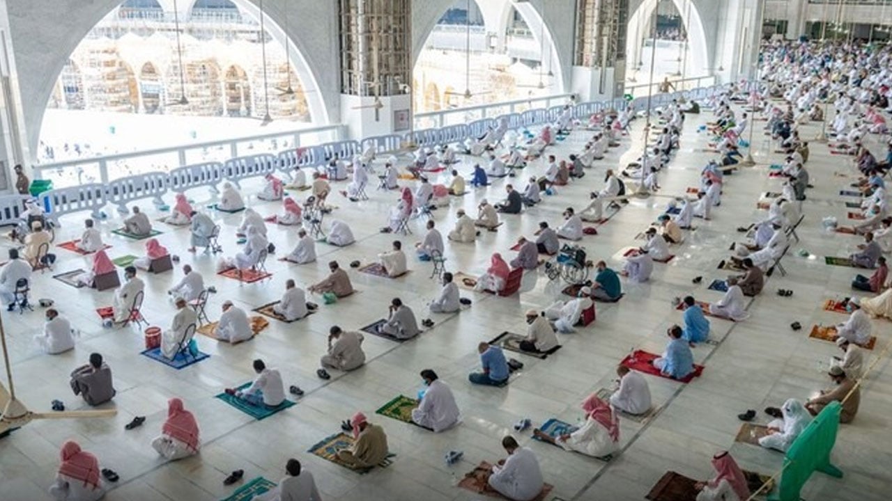 فعالية الفرز البصري بجوامع مكة تشهد مشاركة 300 متطوع