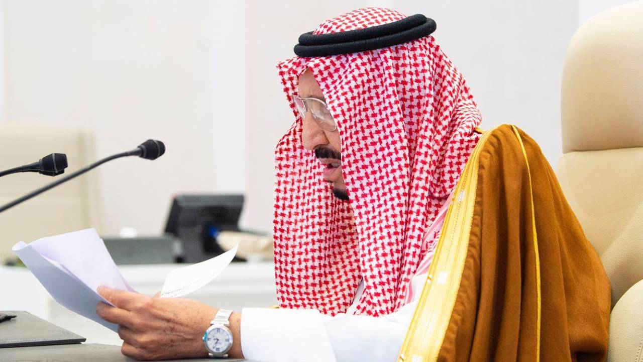 خادم الحرمين الشريفين: أولوياتنا القصوى تتمثل في إتاحة اللقاحات وأدوات التشخيص بشكلٍ عادلٍ وبتكلفةٍ ميسورة