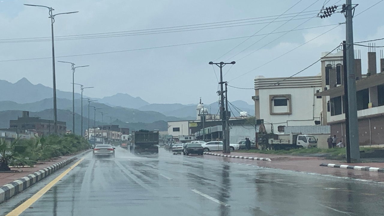 بالفيديو.. تنويه جديد من «الأرصاد» حول الأمطار المرتقبة.. وأول المناطق تأثرًا