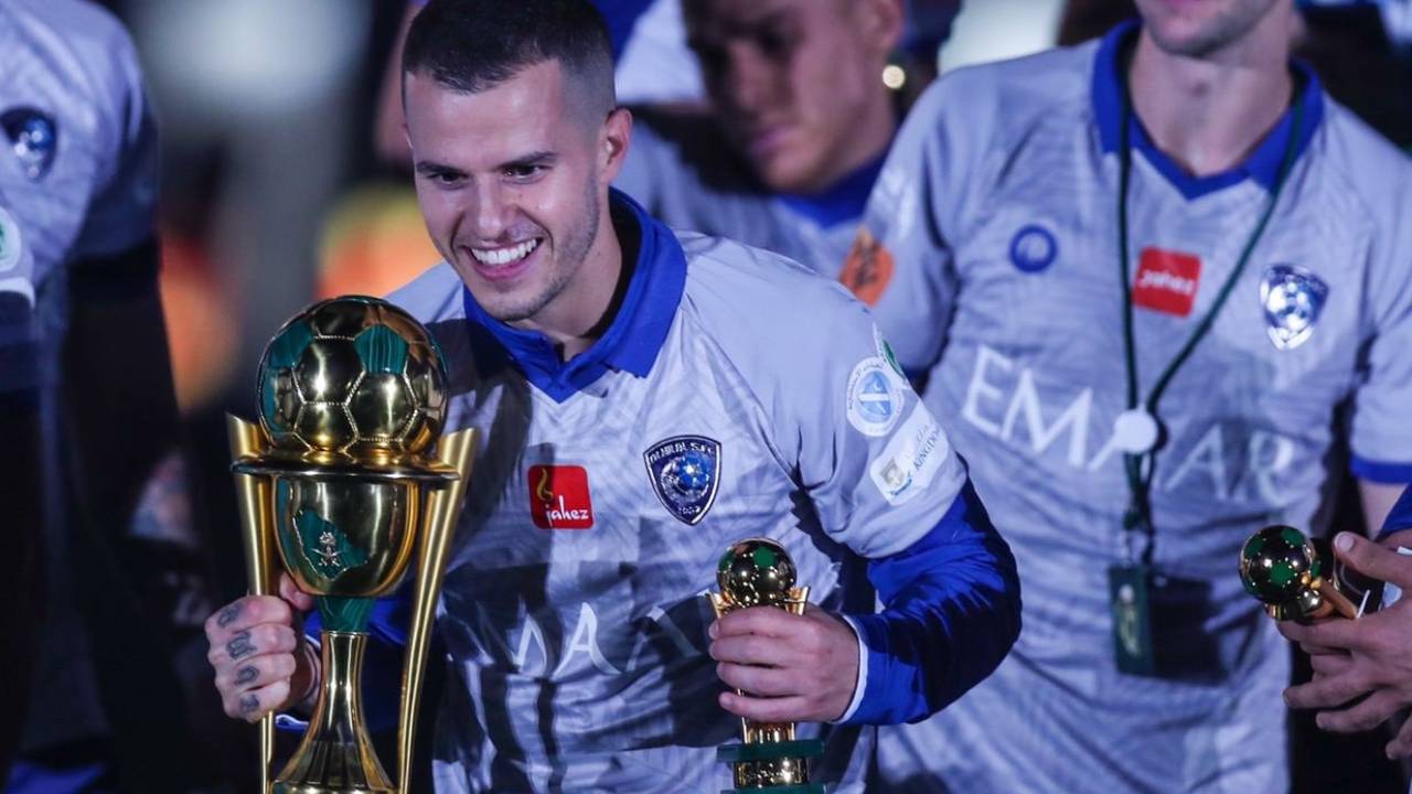 جيوفينكو يقدم تفسيرًا لاسمه سيتسبب في غضب جماهير النصر
