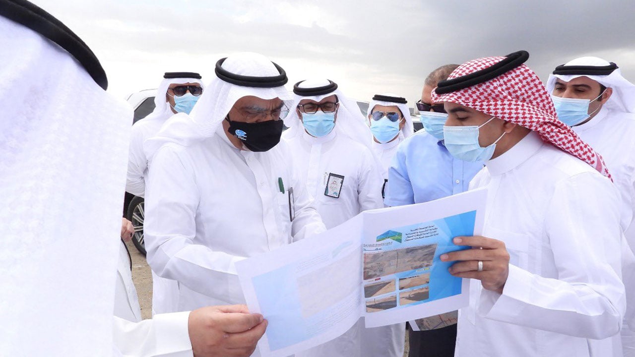بالصور.. أمين العاصمة المقدسة يتفقَّد مشروع ممشى أم المؤمنين وطريق الملك عبدالعزيز