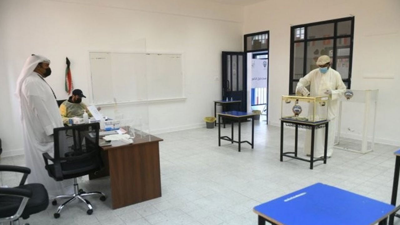 خسارة جميع المرشحات في انتخابات مجلس الأمة الكويتي