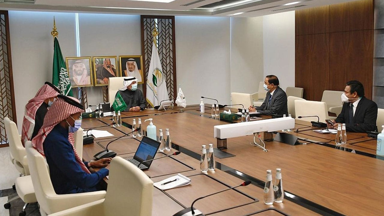 الربيعة يبحث الشؤون الإغاثية والإنسانية مع سفير بنجلاديش