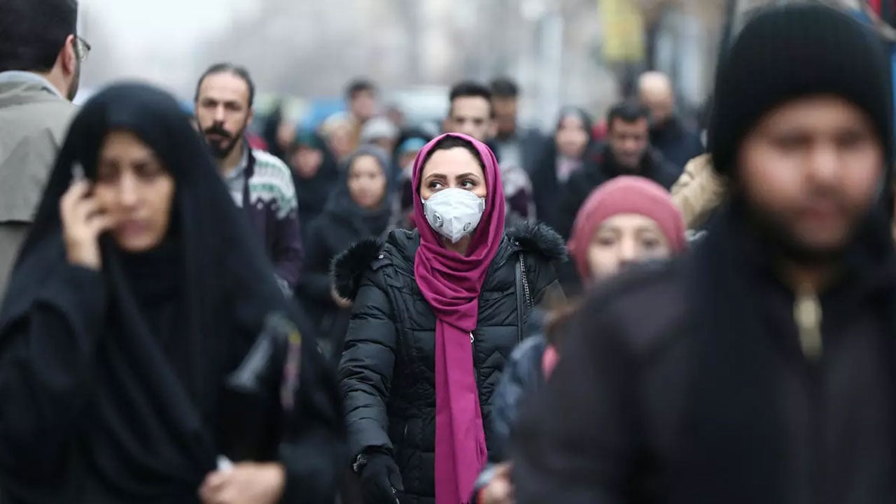 إيران تسجل 223 وفاة و7700 إصابة بكورونا خلال 24 ساعة