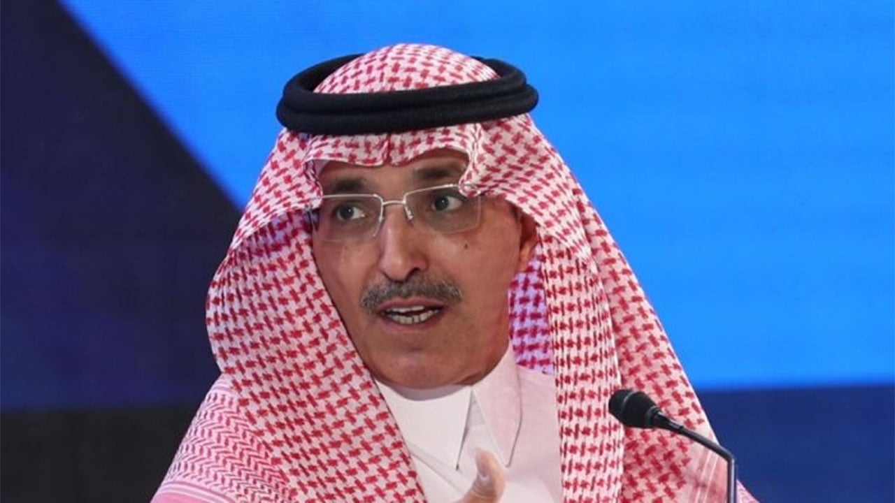 الجدعان: استمرار تمويل المشروعات الكبرى وبرامج رؤية 2030 هدف ميزانية 2021
