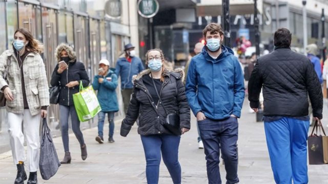 الصحة العالمية: نتواصل مع مسؤولين بريطانيين بشأن السلالة المتحورة لكورونا