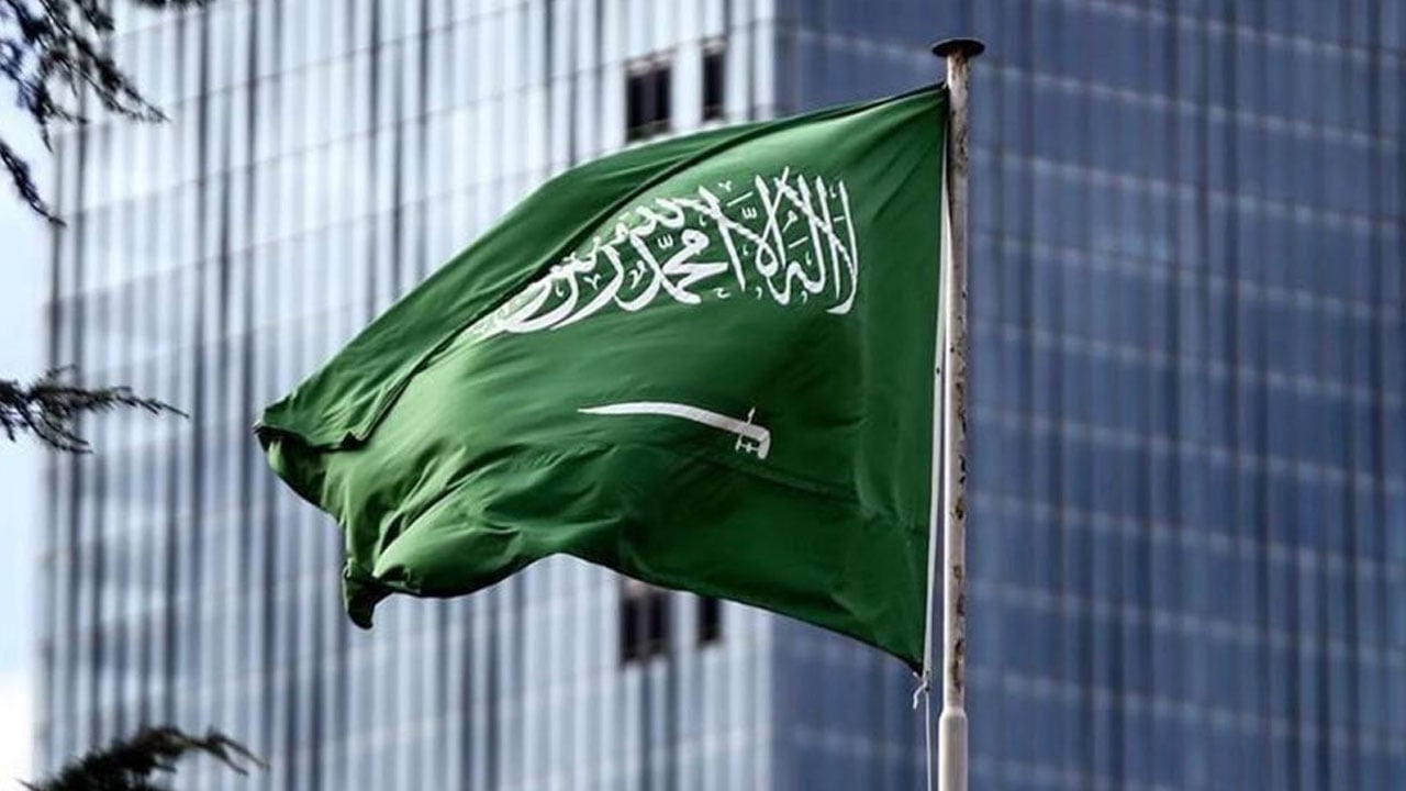 «الملحقية الثقافية بأمريكا» تطالب المبتعثين بإعادة جدولة رحلاتهم الجوية