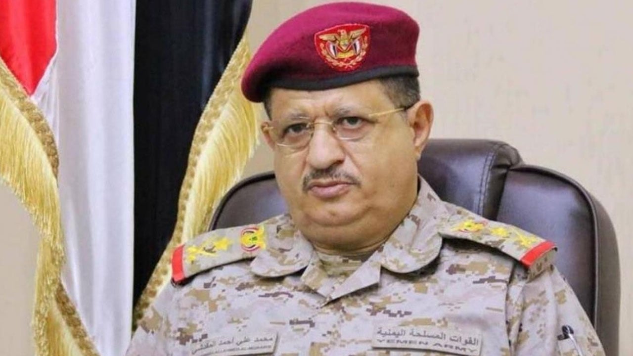 وزير الدفاع اليمني: الجيش سيواصل معركة التحرير وإنهاء المشروع الإيراني