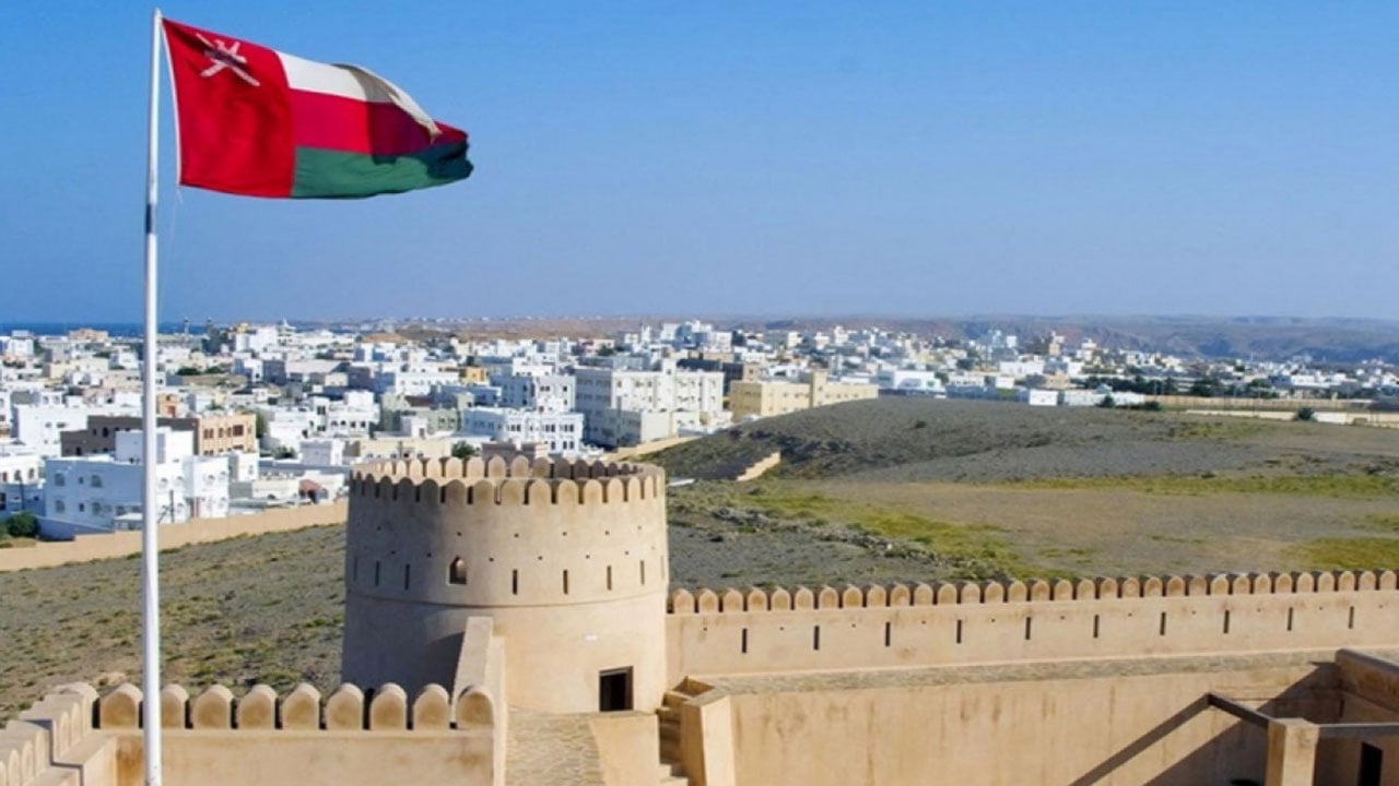 سلطنة عمان: منح تسهيلات وحوافز للمواطنين مع بداية 2021