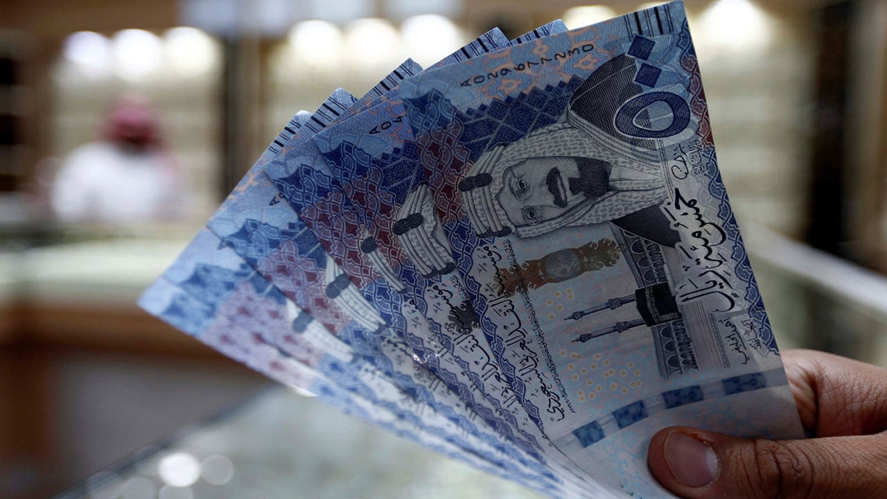 إيقاف وزير مفوض.. ومكافحة الفساد: أصدر 203 تأشيرات مخالفة