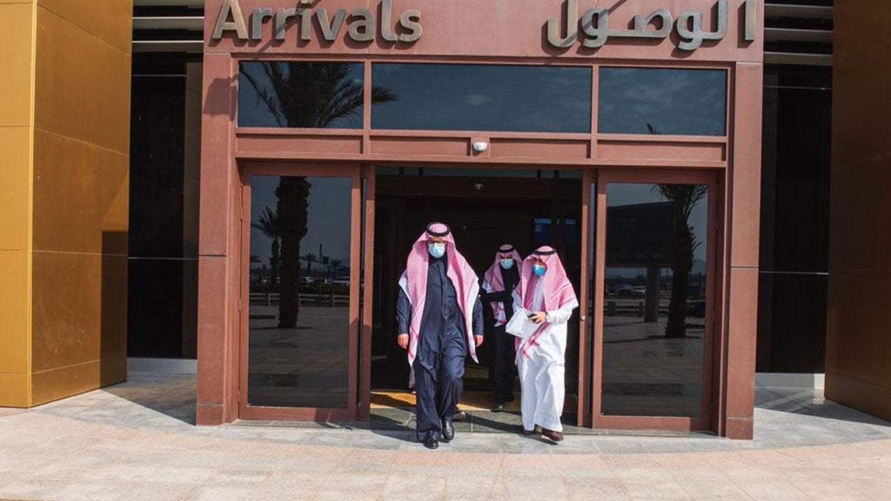 بالصور.. رئيس «الطيران المدني» يتابع توسعة مطار العلا لاستقبال الرحلات الدولية