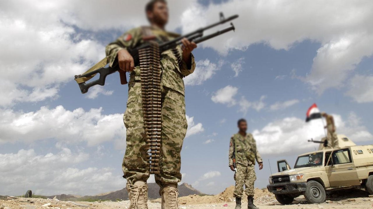 اليمن.. الجيش الوطني ينتزع مواقع استراتيجية جنوب مأرب من أيدي الحوثي