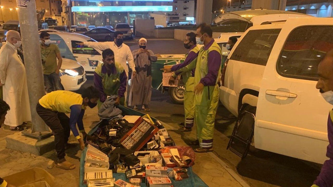 إغلاق 3 منشآت غذائية بالعزيزية لعدم وجود تراخيص