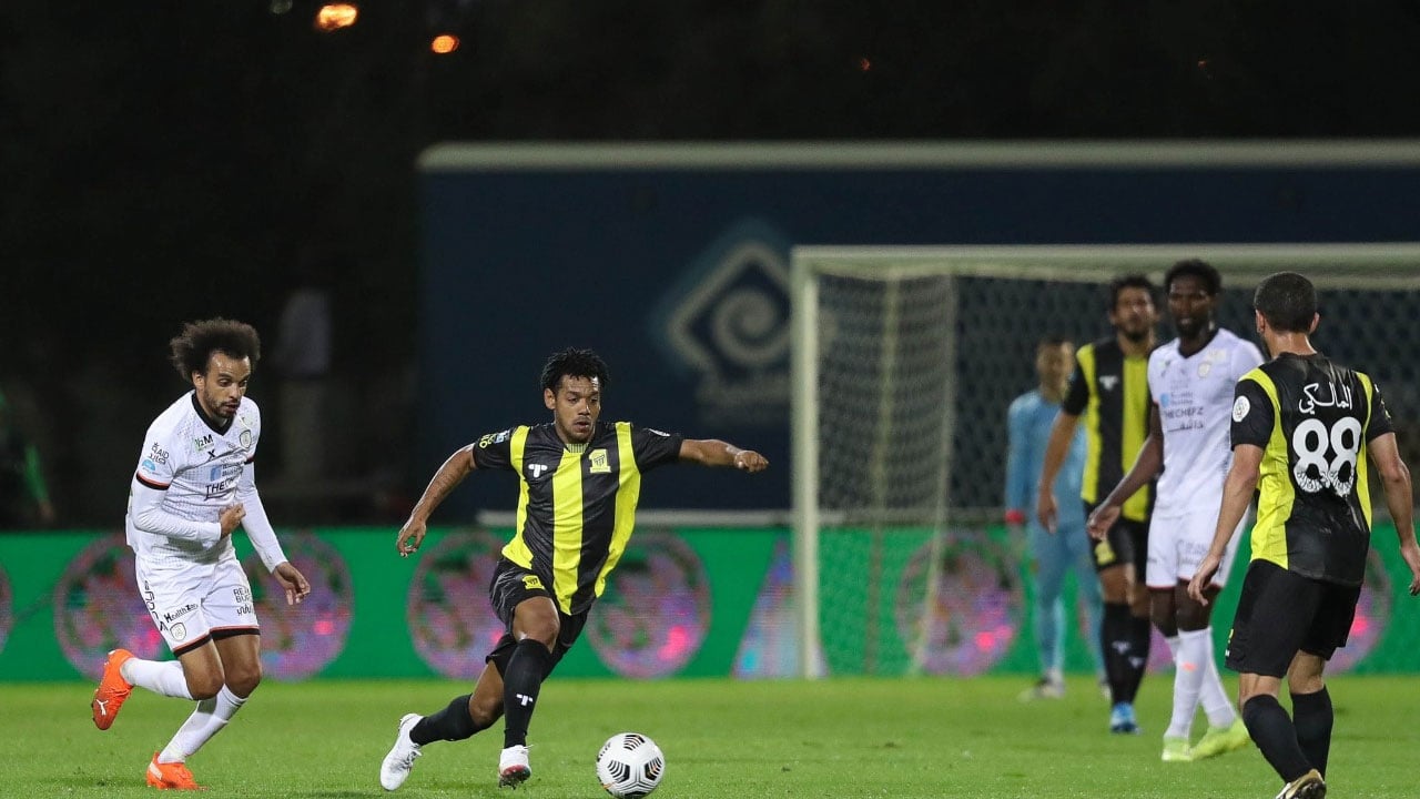 مدرب الاتحاد يغامر بورقة «كمار».. وكايشينا يدخر الحمدان